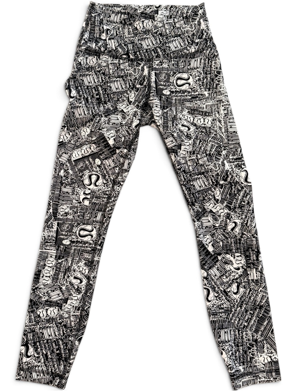 Women’s Lululemon Black & White Graphic Leggings